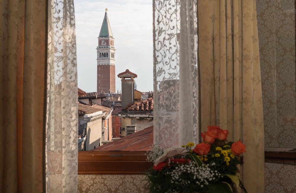 Palazzo Bembo - Exclusive Accommodation — Hotel rooms in Venice, Veneto