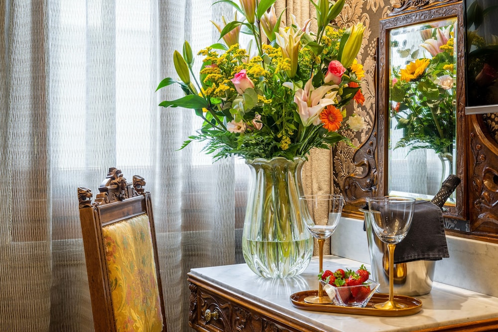 Palazzo Bembo - Exclusive Accommodation — Hotel rooms in Venice, Veneto