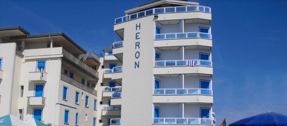 Hotel Heron — Hotel building in Jesolo, Veneto