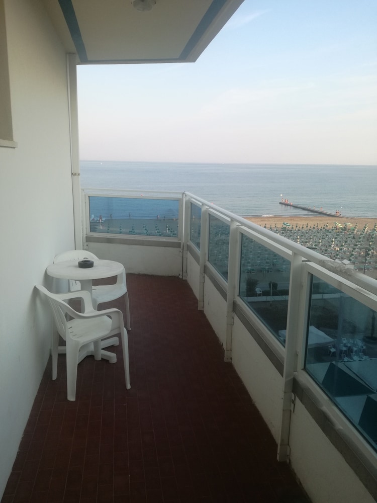 Hotel Heron — Hotel rooms in Jesolo, Veneto