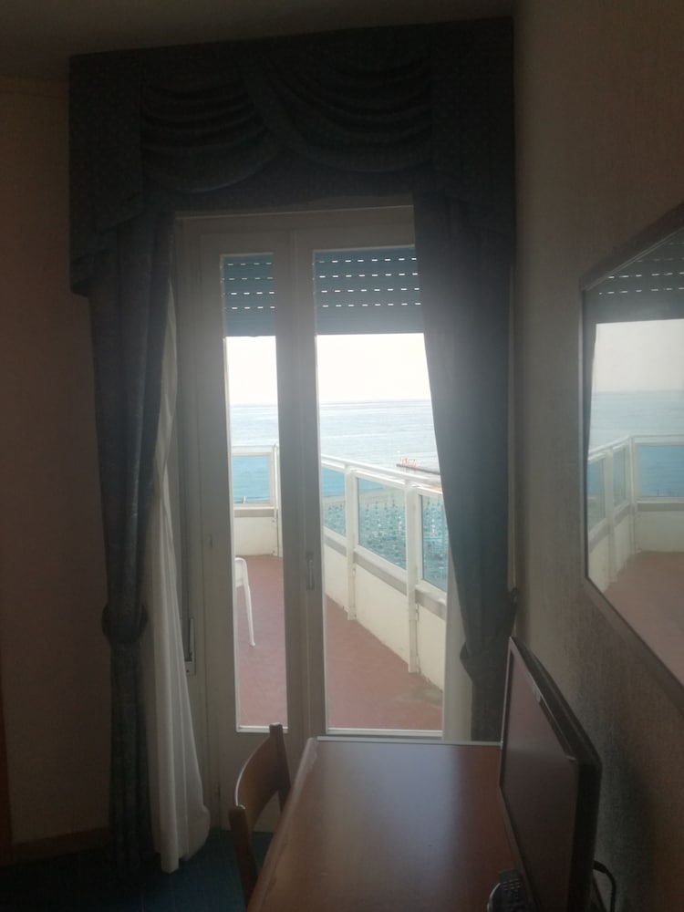 Hotel Heron — Hotel rooms in Jesolo, Veneto