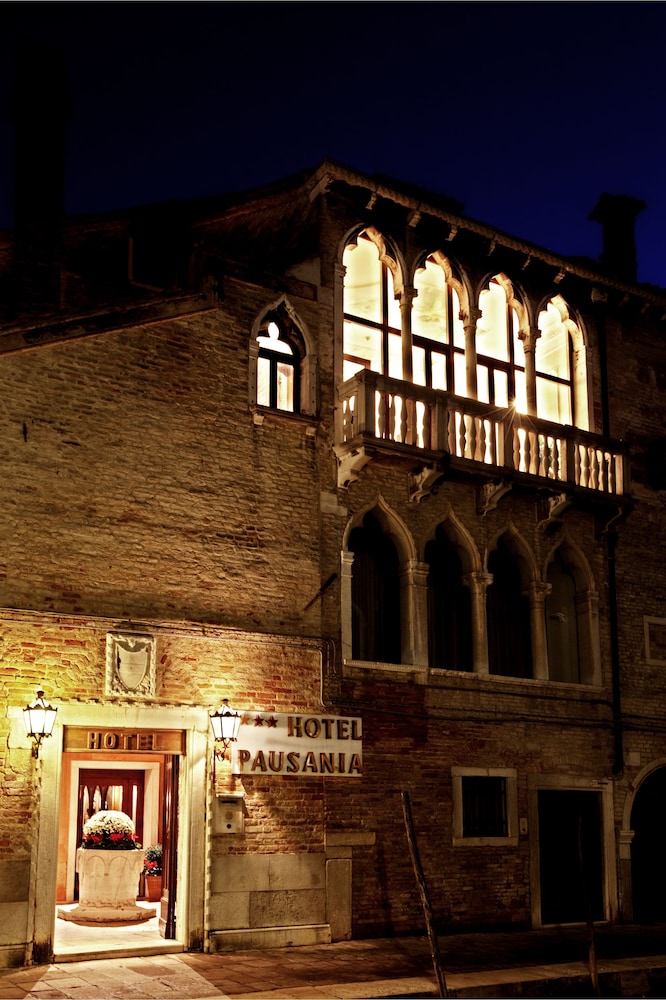 Hotel Pausania — Hotel building in Venice, Veneto