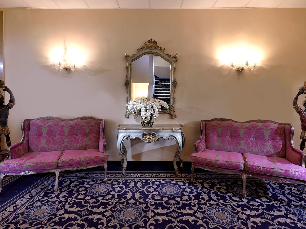 Hotel Principe — Hotel rooms in Venice, Veneto