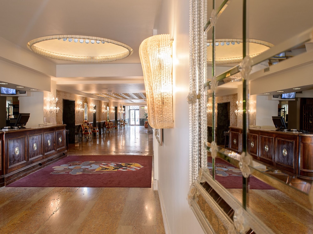 Hotel Principe — Hotel building in Venice, Veneto