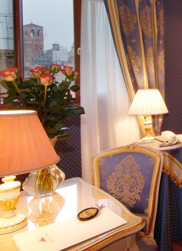 Royal San Marco Hotel — Hotel rooms in Venice, Veneto