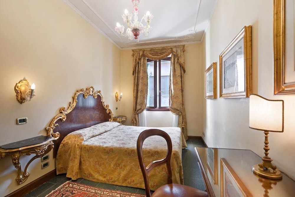 Hotel San Cassiano Ca'Favretto — Hotel rooms in Venice, Veneto