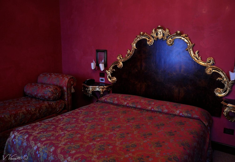 Hotel San Cassiano Ca'Favretto — Hotel rooms in Venice, Veneto