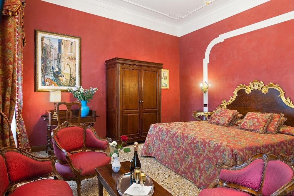 Hotel San Cassiano Ca'Favretto — Hotel rooms in Venice, Veneto