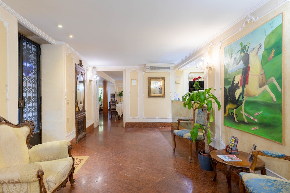 Hotel San Giorgio — Hotel building in Venice, Veneto