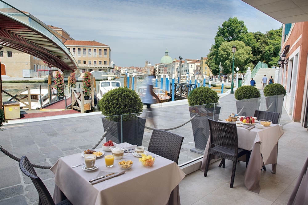 Santa Chiara Hotel - zdjęcie 3