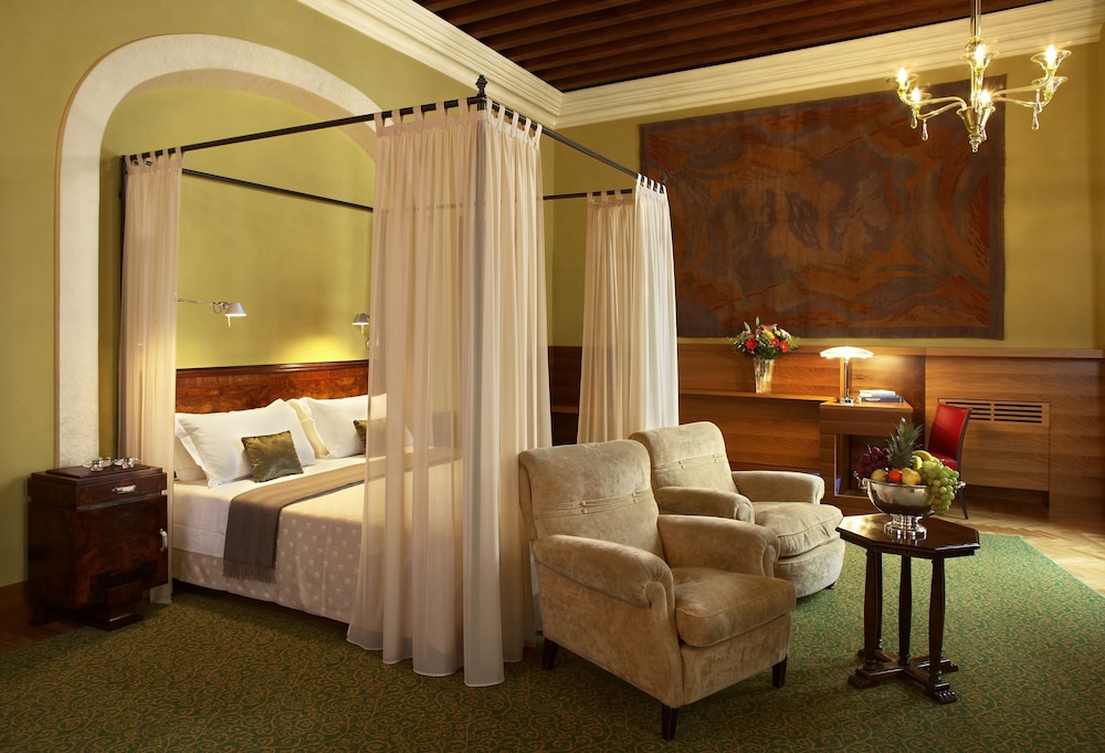 Hotel Saturnia & International — Hotel rooms in Venice, Veneto