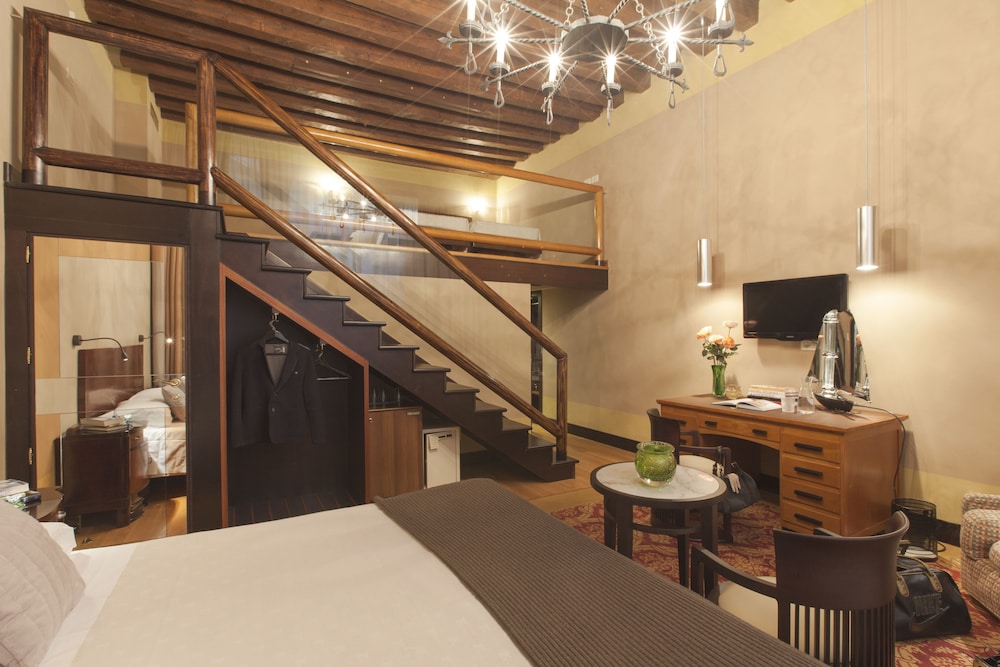 Hotel Saturnia & International — Hotel rooms in Venice, Veneto