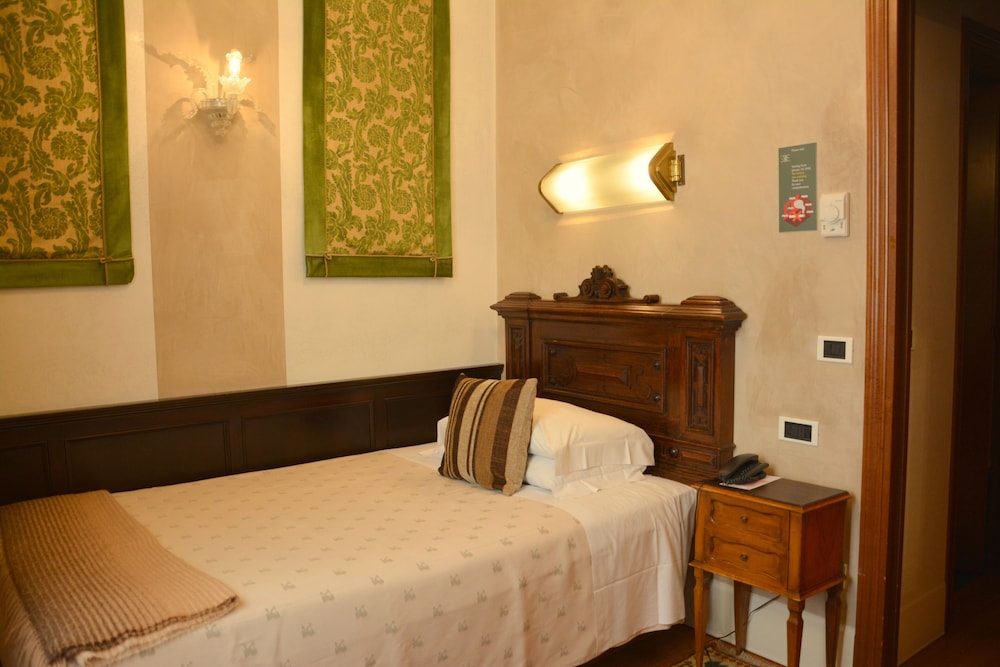 Hotel Saturnia & International — Hotel rooms in Venice, Veneto