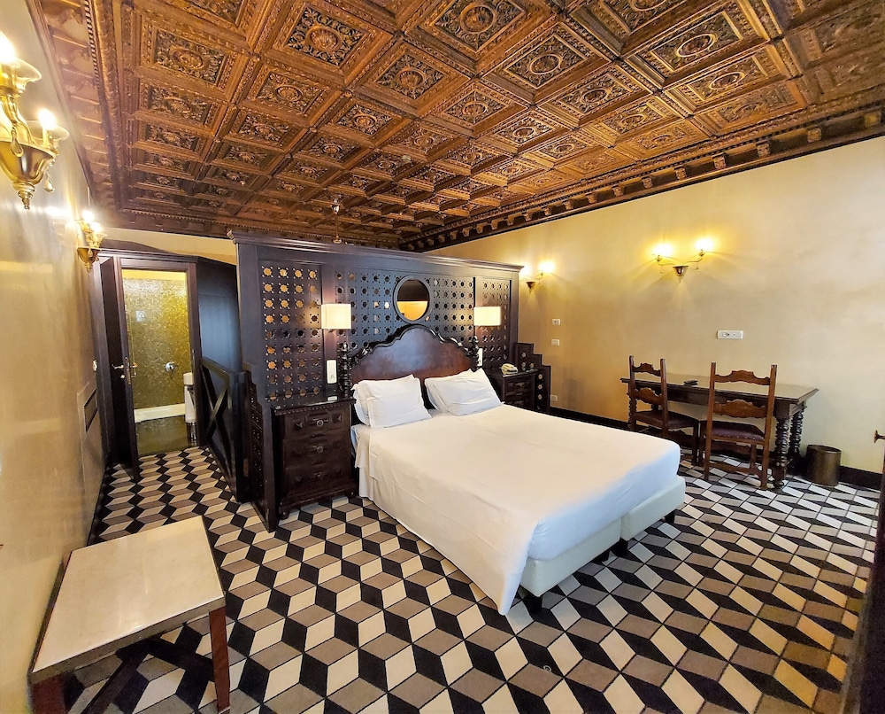 Hotel Saturnia & International — Hotel rooms in Venice, Veneto