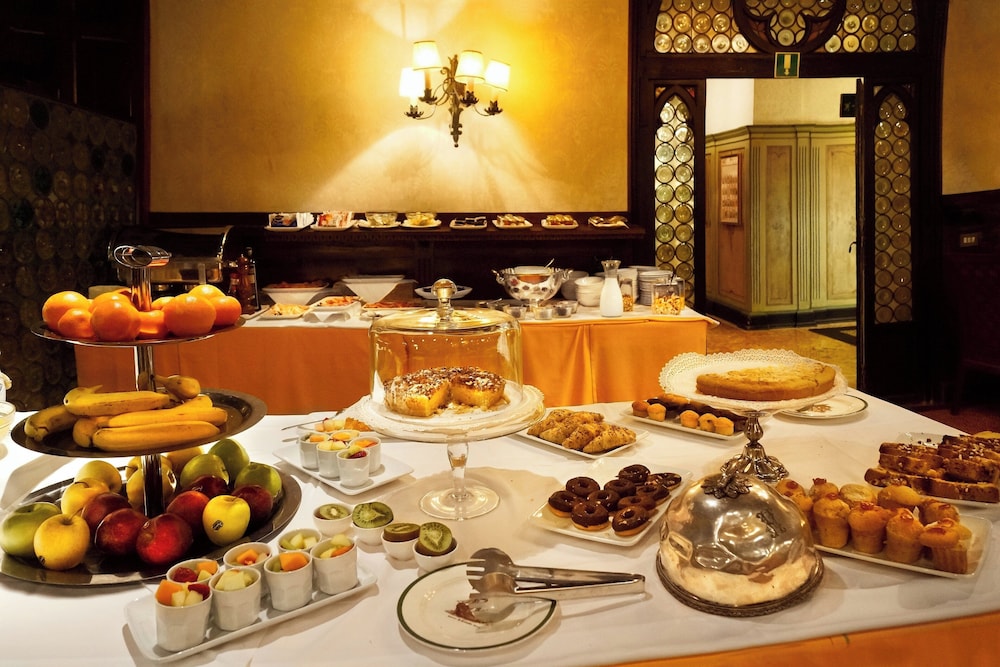 Hotel Saturnia & International — Restaurant & bars in Venice, Veneto