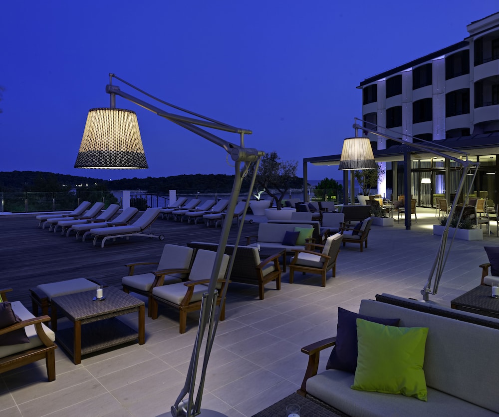 Park Plaza Histria Pula — Restaurant & bars in Pula, Istria