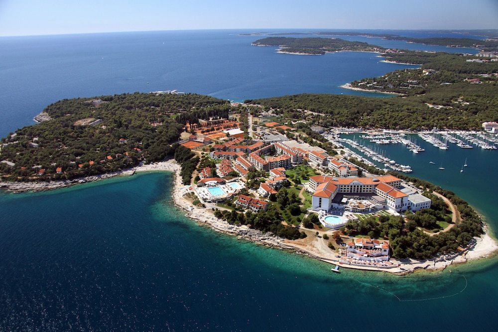 Park Plaza Histria Pula — Hotel building in Pula, Istria