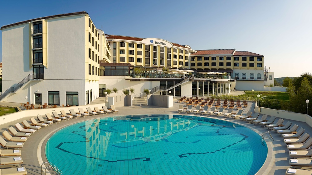 Park Plaza Histria Pula — Hotel building in Pula, Istria