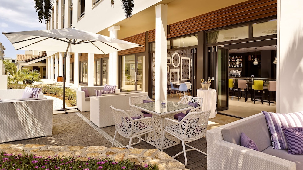 Park Plaza Histria Pula — Restaurant & bars in Pula, Istria
