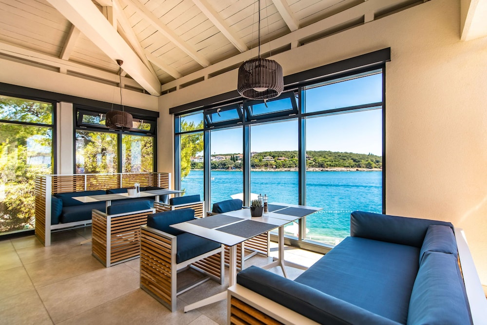 Park Plaza Histria Pula — Restaurant & bars in Pula, Istria