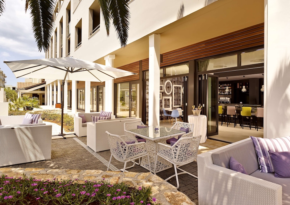 Park Plaza Histria Pula — Restaurant & bars in Pula, Istria