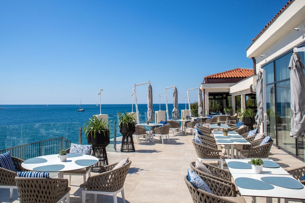 Park Plaza Histria Pula — Restaurant & bars in Pula, Istria