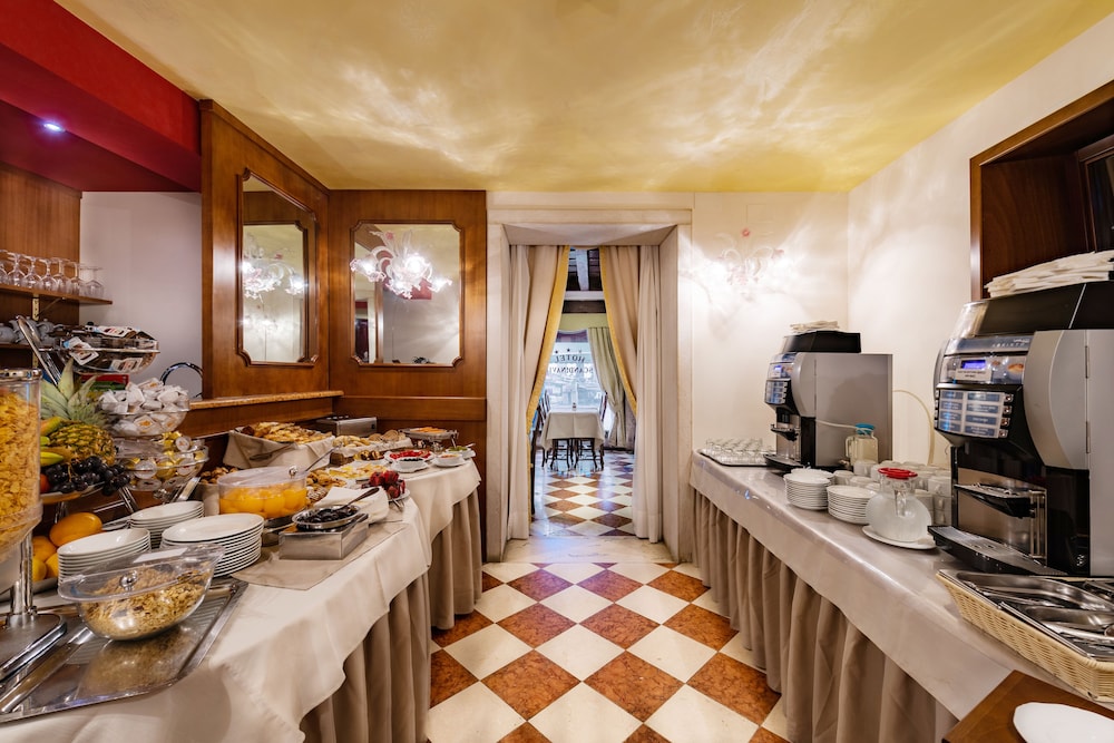 Hotel Scandinavia - Relais — Restaurant & bars in Venice, Veneto