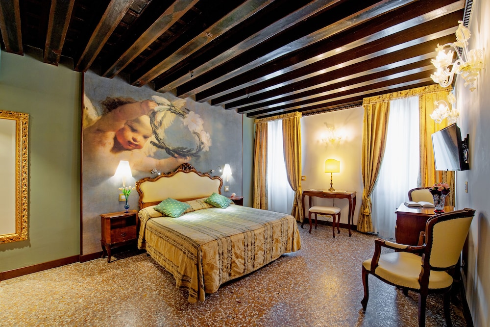 Hotel Scandinavia - Relais — Hotel rooms in Venice, Veneto