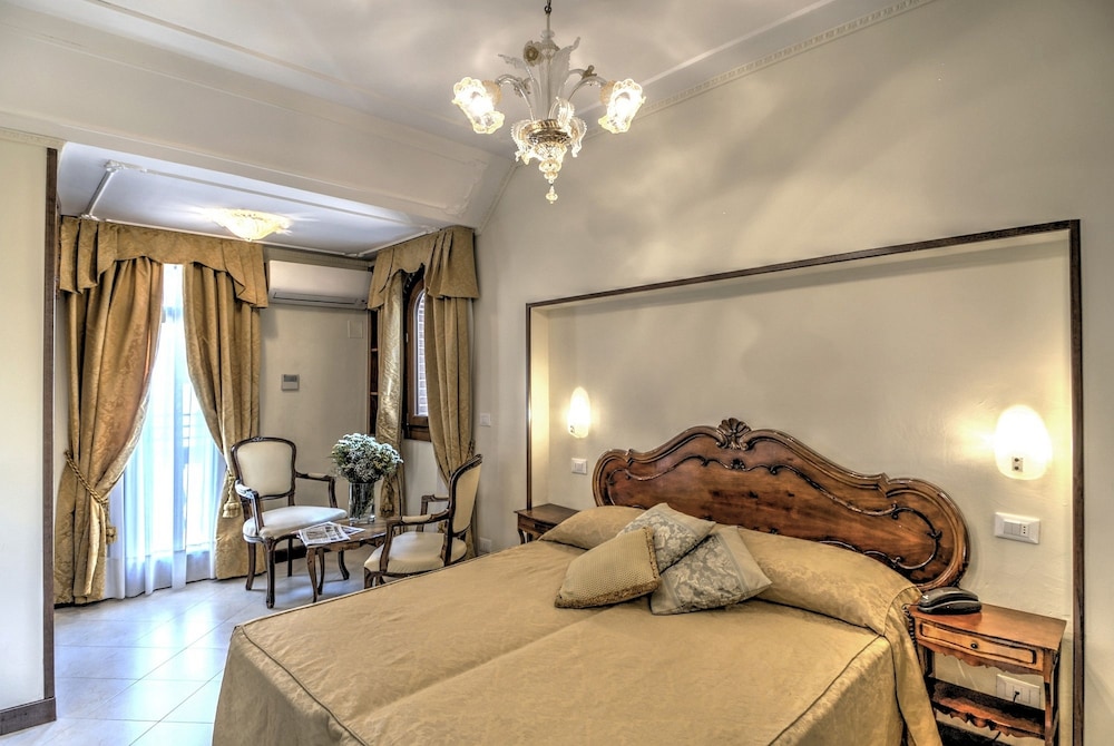 Hotel Scandinavia - Relais — Hotel rooms in Venice, Veneto