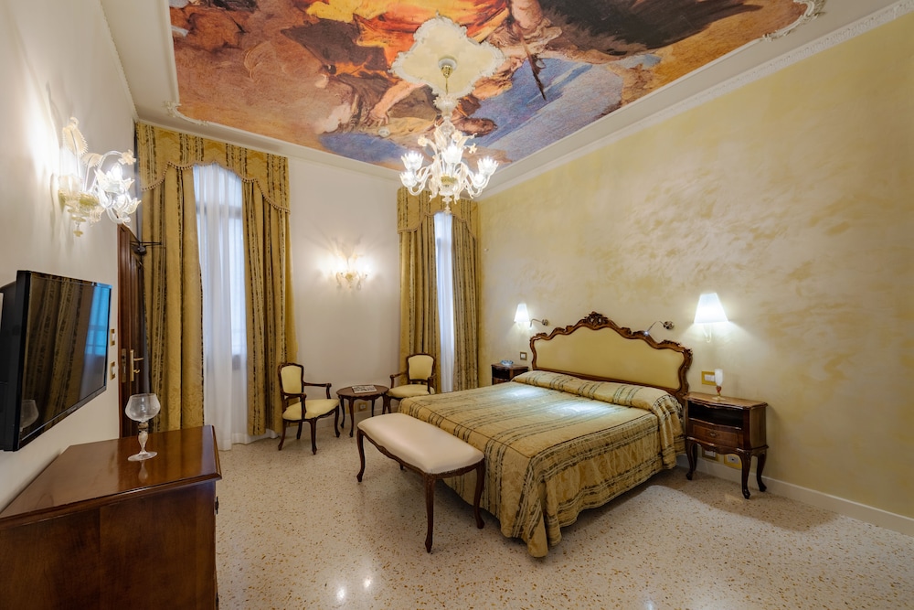 Hotel Scandinavia - Relais — Hotel rooms in Venice, Veneto
