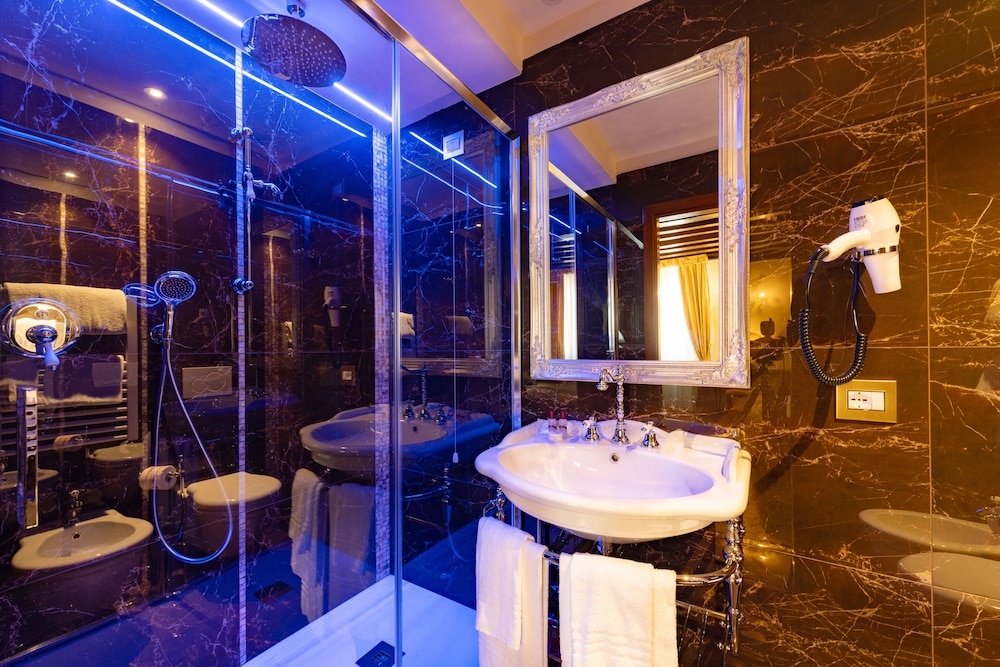 Hotel Scandinavia - Relais — Hotel rooms in Venice, Veneto