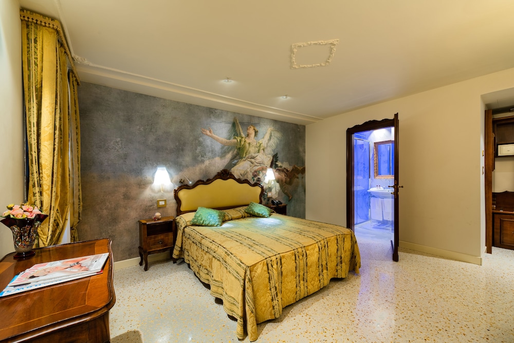 Hotel Scandinavia - Relais — Hotel rooms in Venice, Veneto