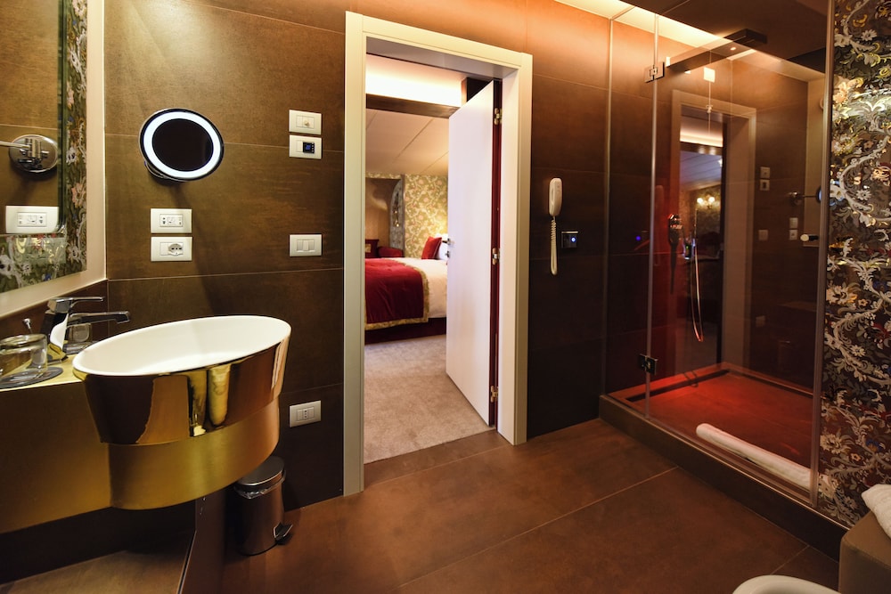Papadopoli Hotel Venezia - MGallery Collection — Hotel rooms in Venice, Veneto