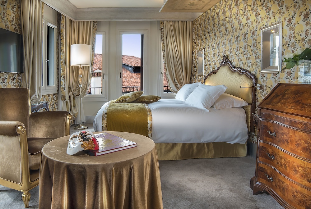 Papadopoli Hotel Venezia - MGallery Collection — Hotel rooms in Venice, Veneto
