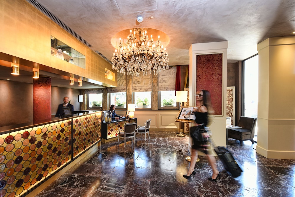 Papadopoli Hotel Venezia - MGallery Collection — Hotel building in Venice, Veneto