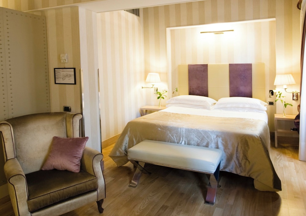 Splendid Venice – Starhotels Collezione — Hotel rooms in Venice, Veneto