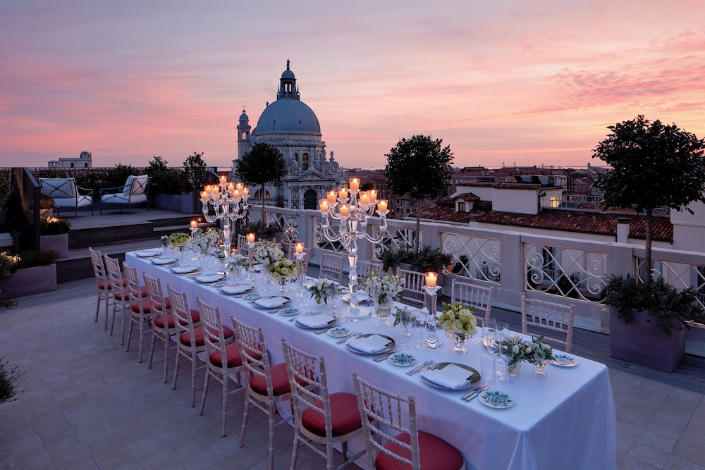 The St. Regis Venice — Restaurant & bars in Venice, Veneto