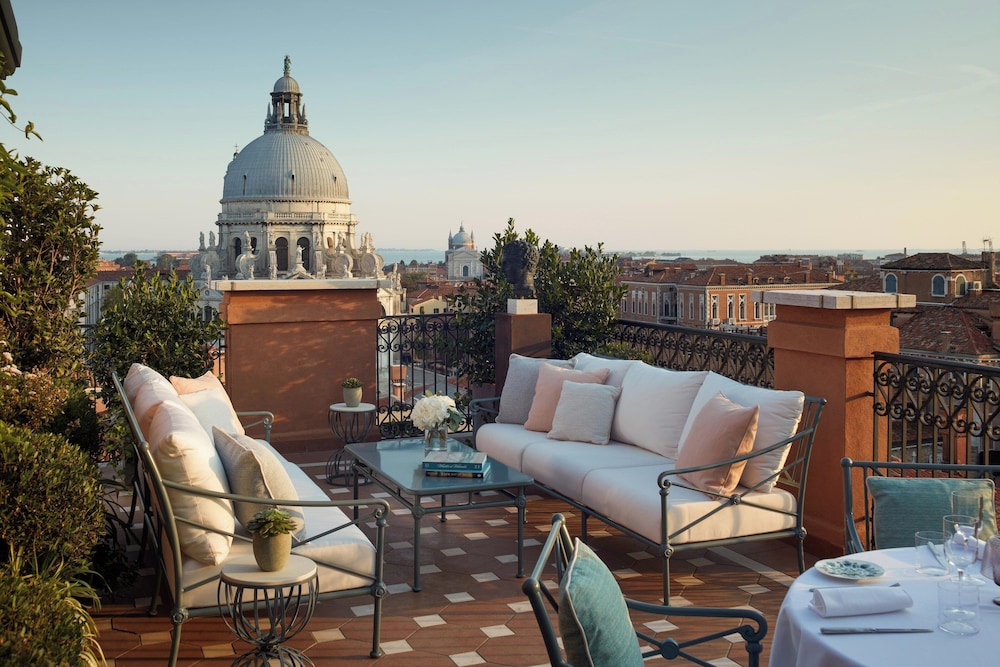 The St. Regis Venice — Hotel rooms in Venice, Veneto