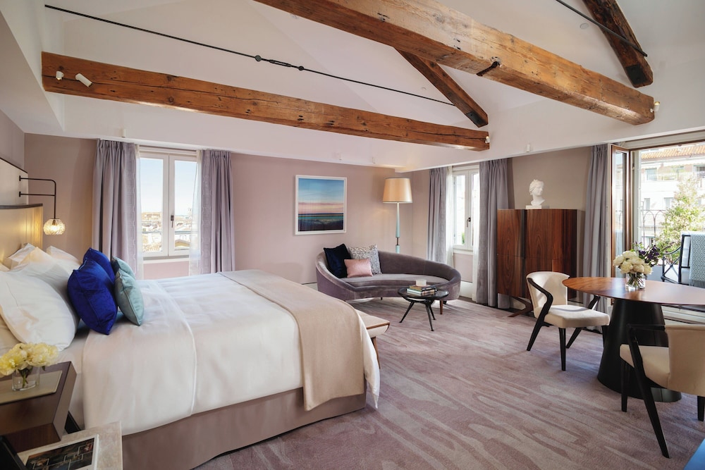 The St. Regis Venice — Hotel rooms in Venice, Veneto