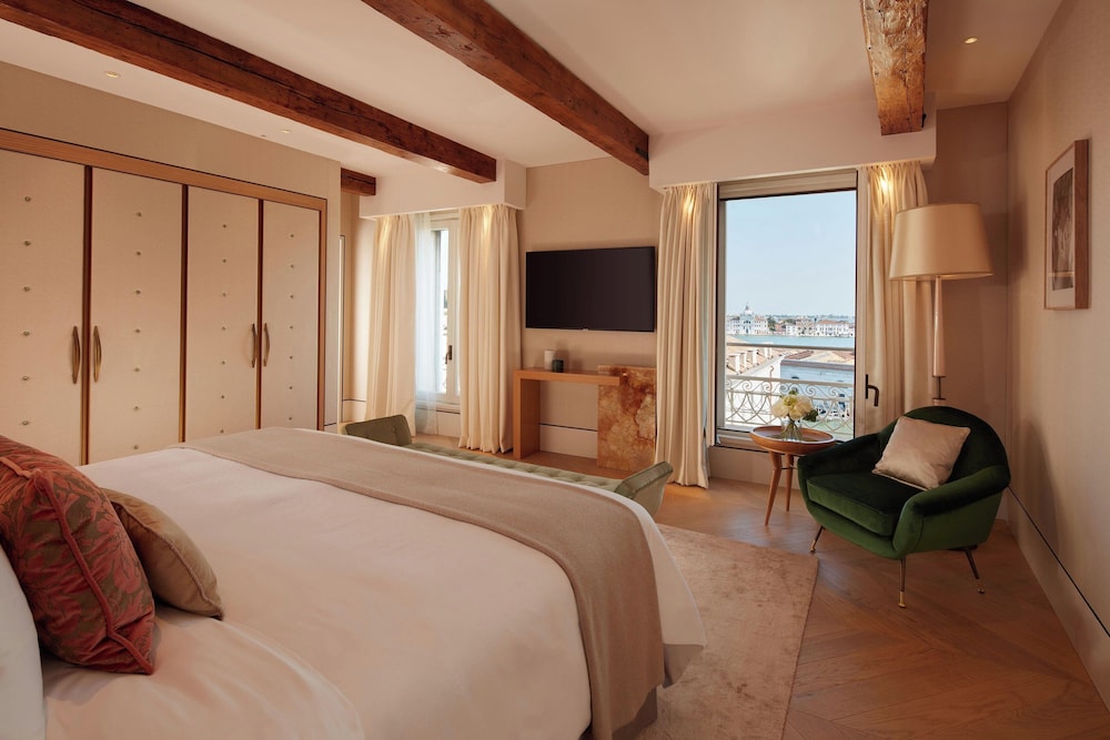 The St. Regis Venice — Hotel rooms in Venice, Veneto