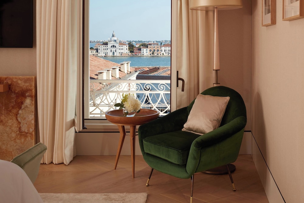 The St. Regis Venice — Hotel rooms in Venice, Veneto