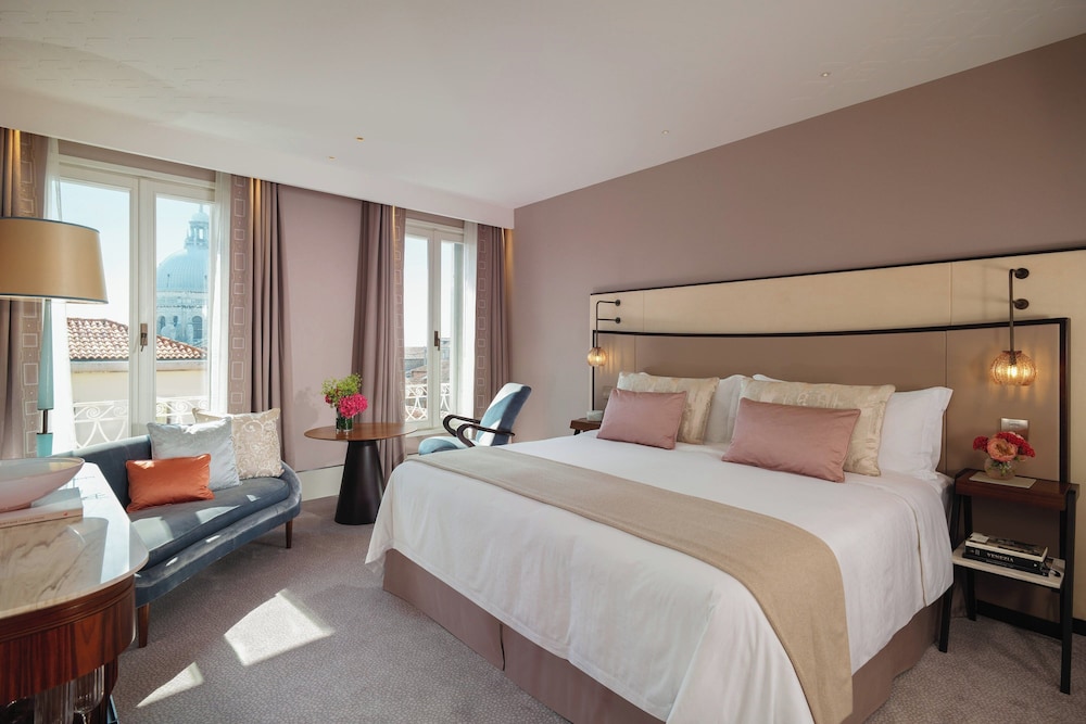 The St. Regis Venice — Hotel rooms in Venice, Veneto
