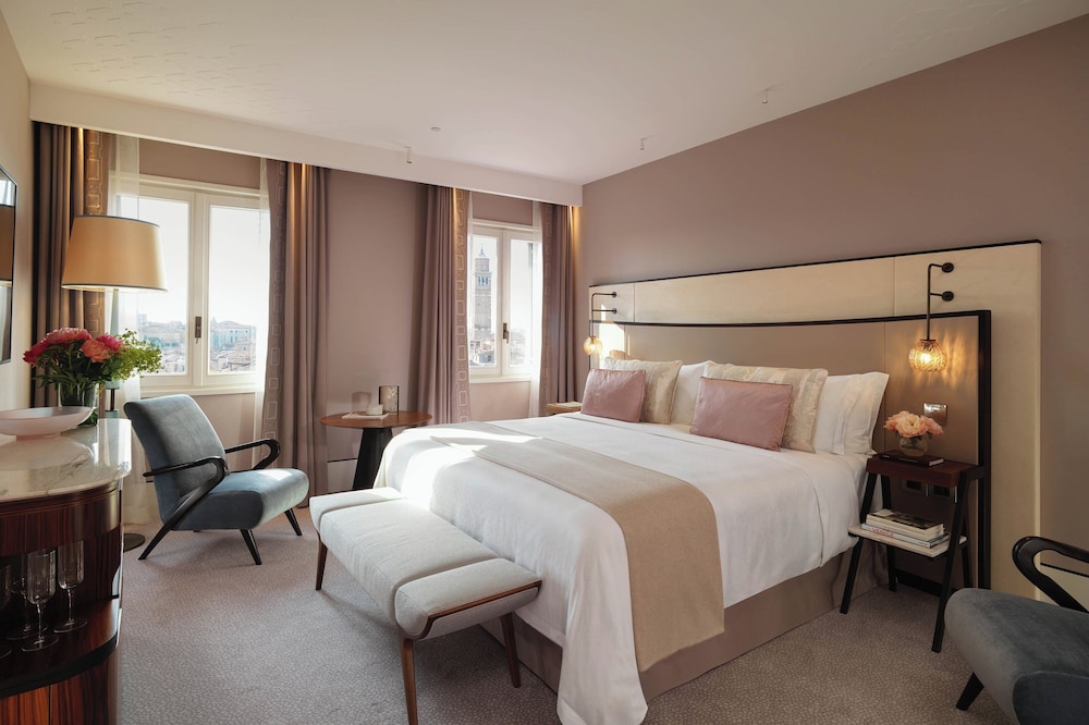 The St. Regis Venice — Hotel rooms in Venice, Veneto