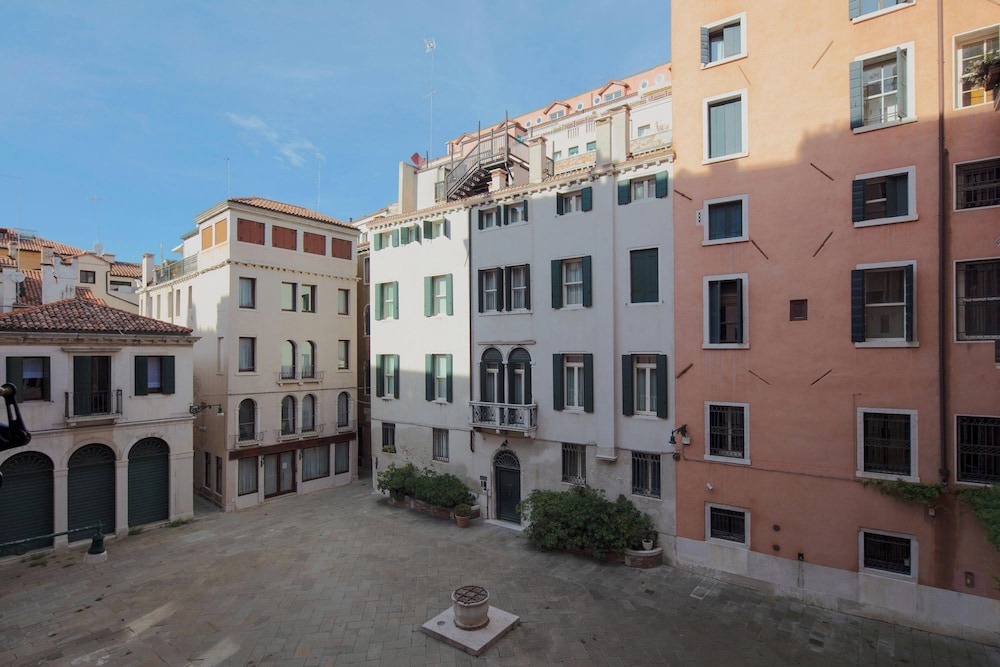 The St. Regis Venice — Hotel building in Venice, Veneto