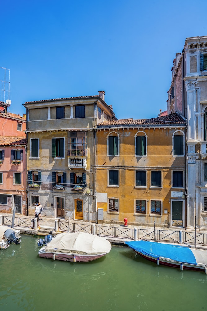 Hotel Tintoretto — Hotel building in Venice, Veneto