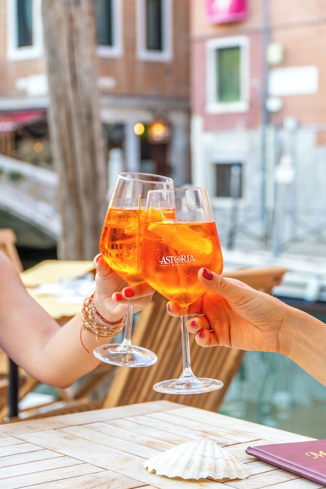 Hotel Tintoretto — Restaurant & bars in Venice, Veneto