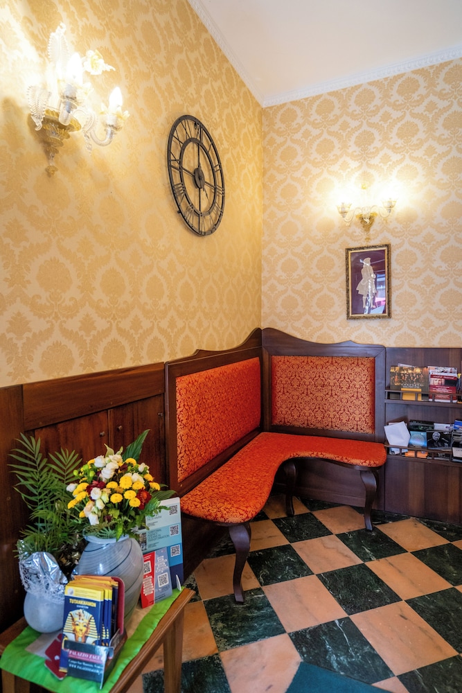 Hotel Tintoretto — Restaurant & bars in Venice, Veneto