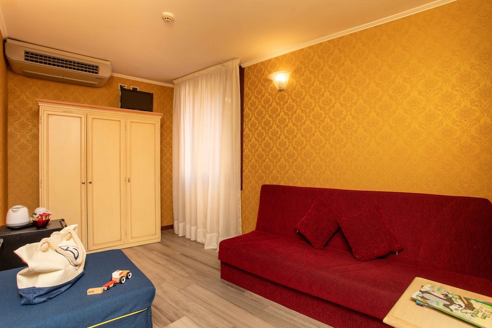 Hotel Tintoretto — Hotel rooms in Venice, Veneto