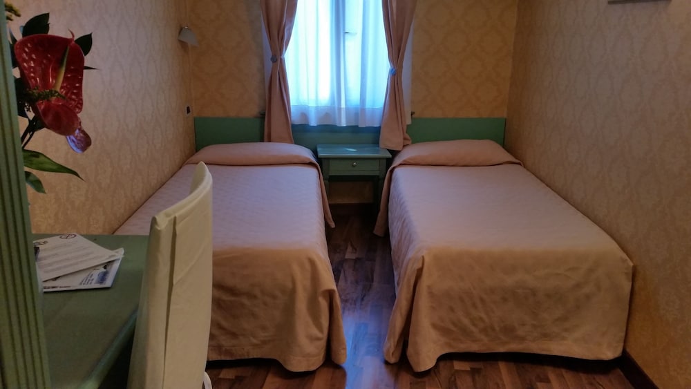 Hotel Tintoretto — Hotel rooms in Venice, Veneto