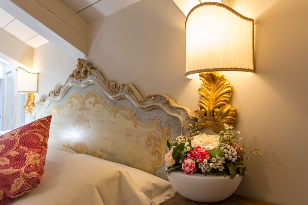 Hotel Tiziano — Hotel rooms in Venice, Veneto
